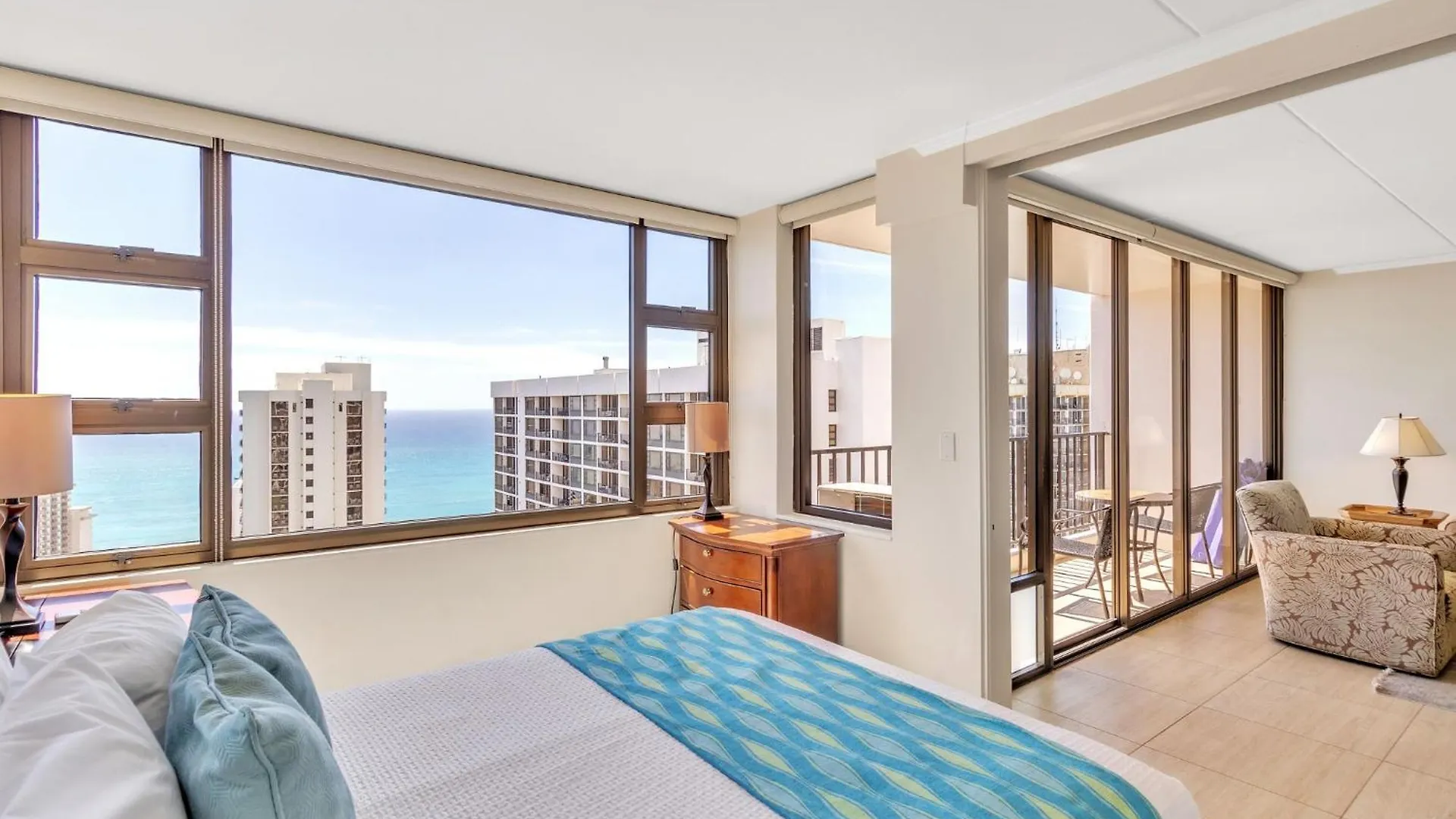 Watch The Whales From The Lanai With A Full Kitchen, Ocean Views And Free Parking Διαμέρισμα Χονολουλού
