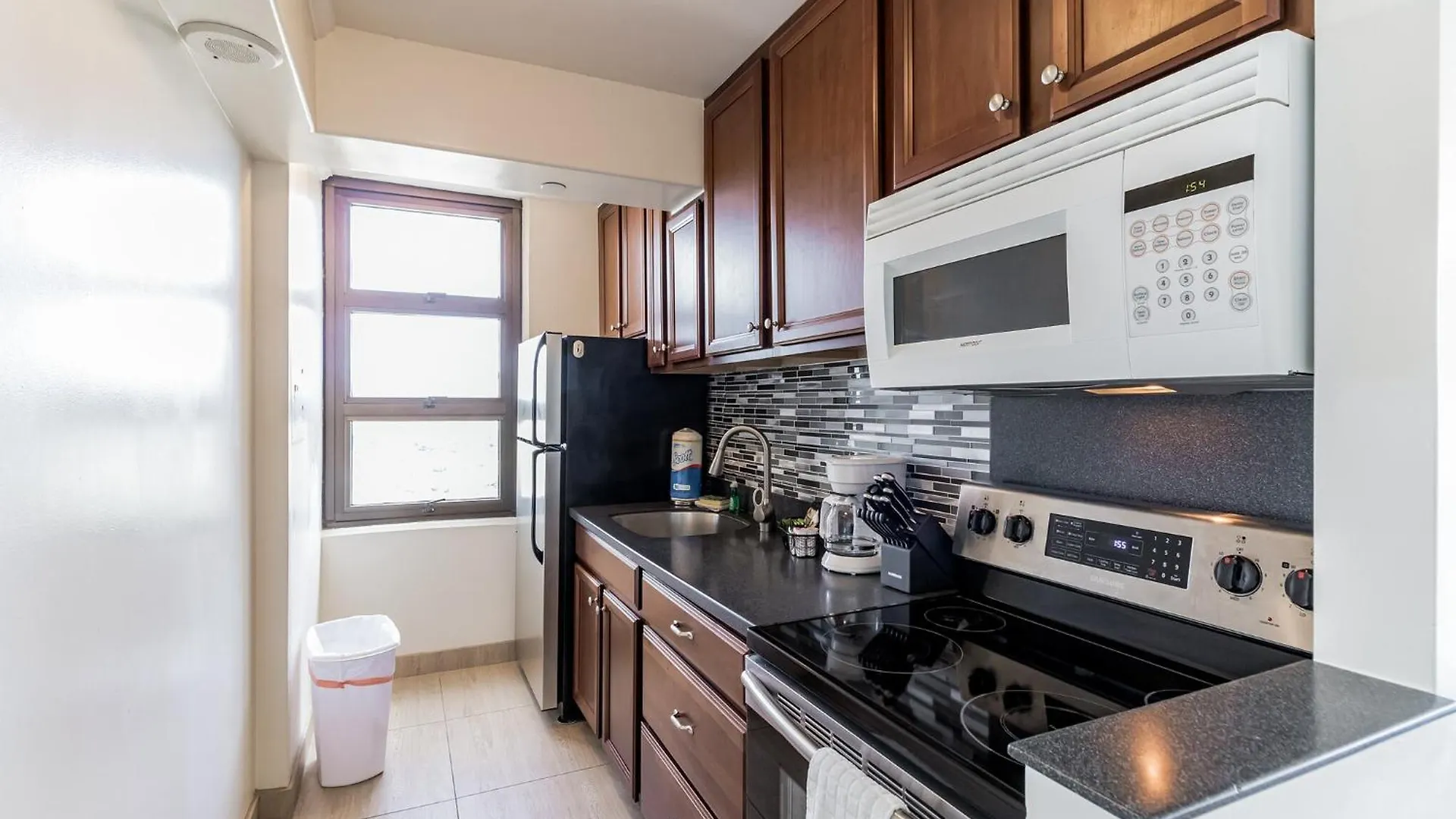 Watch The Whales From The Lanai With A Full Kitchen, Ocean Views And Free Parking Διαμέρισμα Χονολουλού